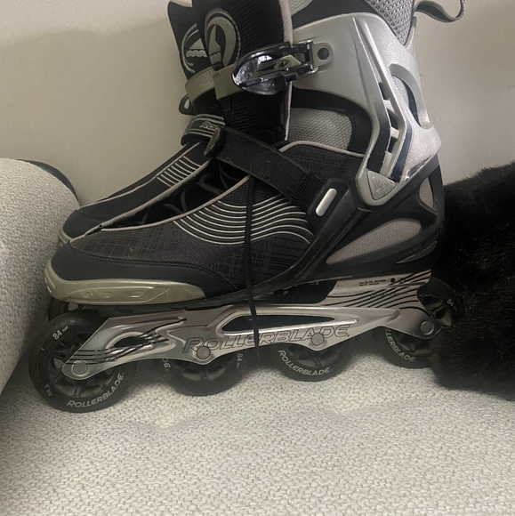 ♥️Rollerblade skating boots,Men's Size 12 - Picture 3 of 4